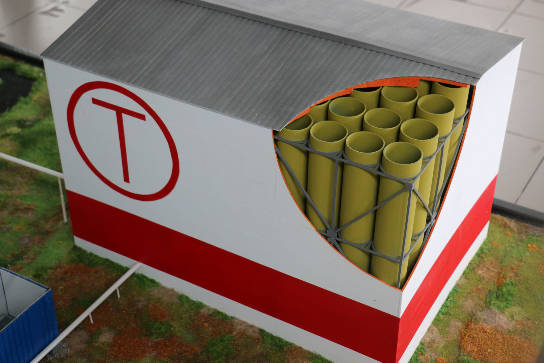 Мини-ветряк готовится к запуску 